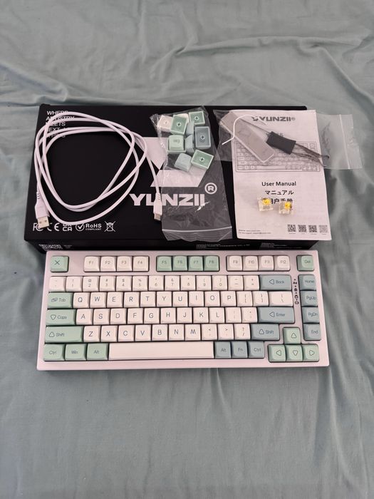 Teclado YZ75 Yellow Switches (Creamy)