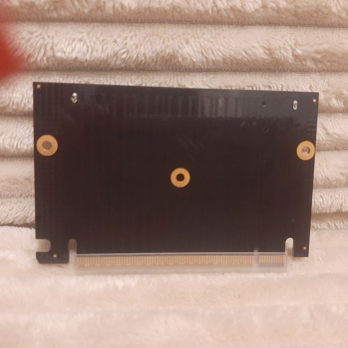 Райзер карти Fractal