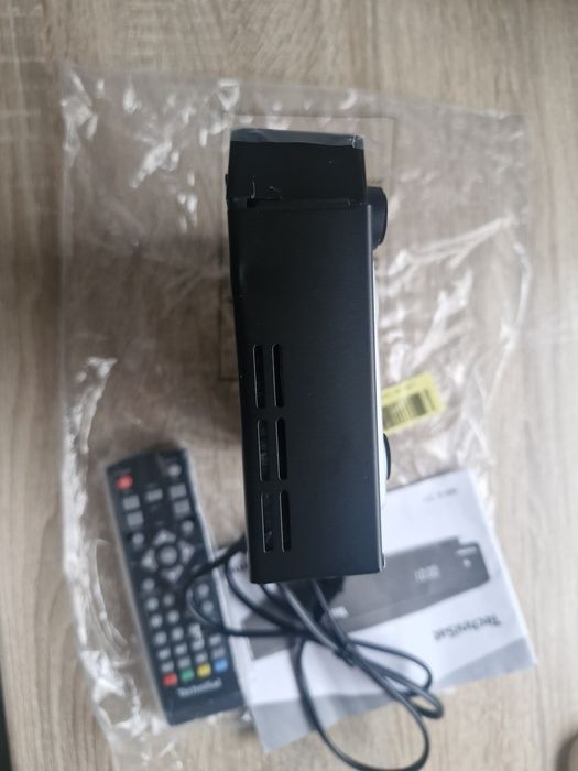 Dekoder Tuner TechniSat DVB-T2 HEVC [