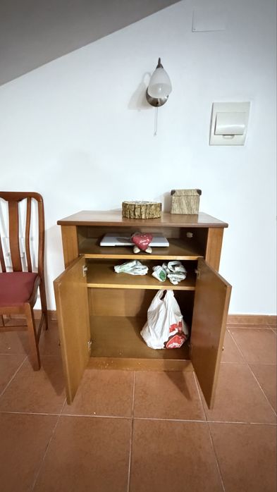 Comoda de madeira