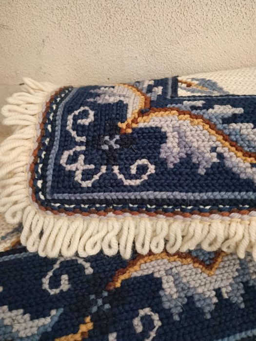 Conjunto 3 belíssimos tapetes NOVOS para quarto, medidas: 2 com 116/63