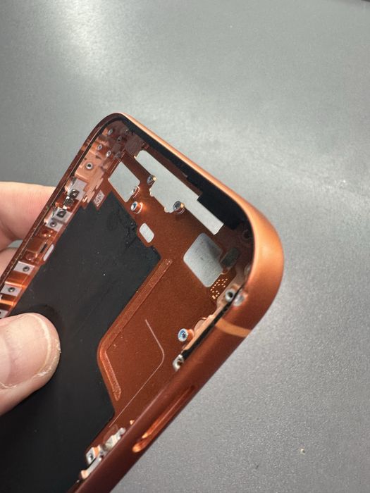 рамка корпуса iPhone 17 pro max