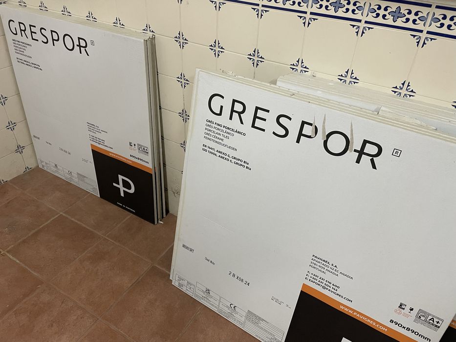 Placas cerâmicas 890x890mm