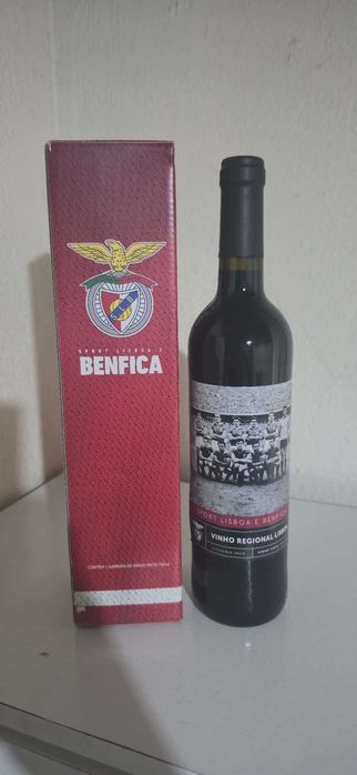 Lote de Garrafas do Benfica