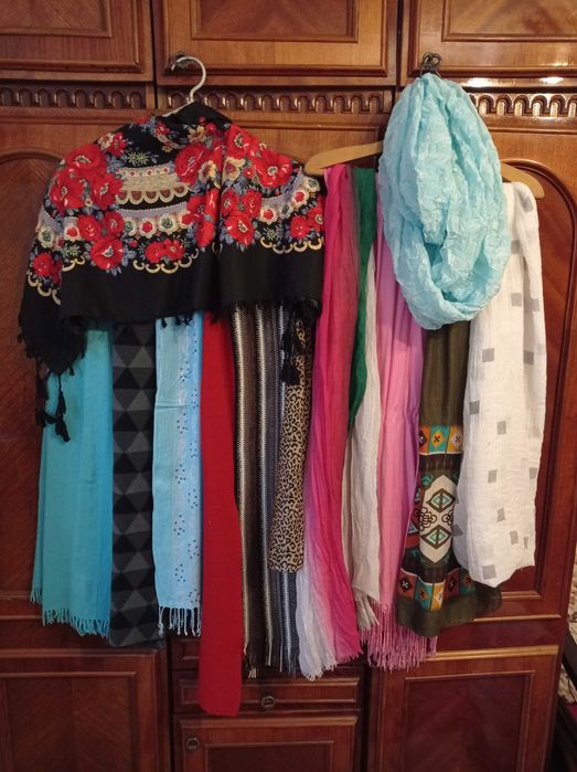 Продам шарфики жіночі