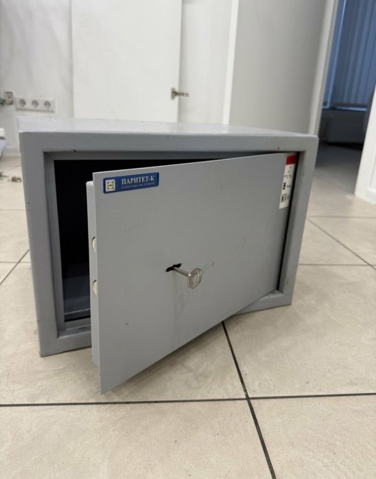 Продам сейф для зберігання антикваріату та інших цінностей