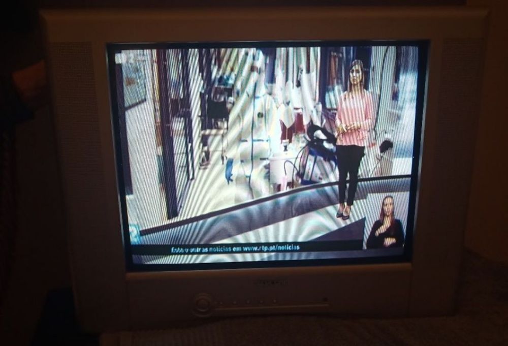 TV basic line BLRF2173 22 polegadas