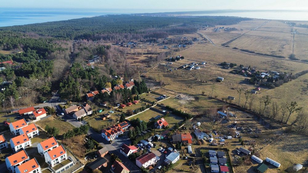 Plaza, widok na jezioro. Dębina