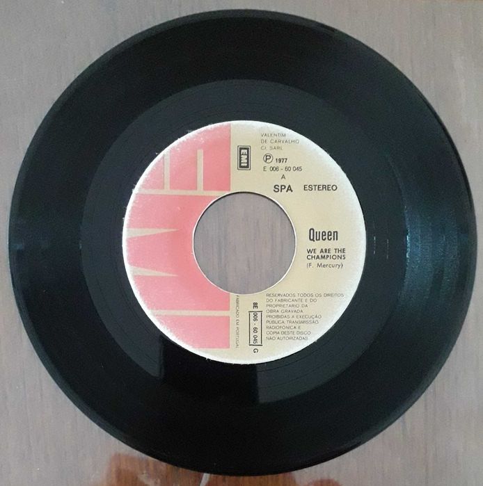 Queen single "We are the champions"