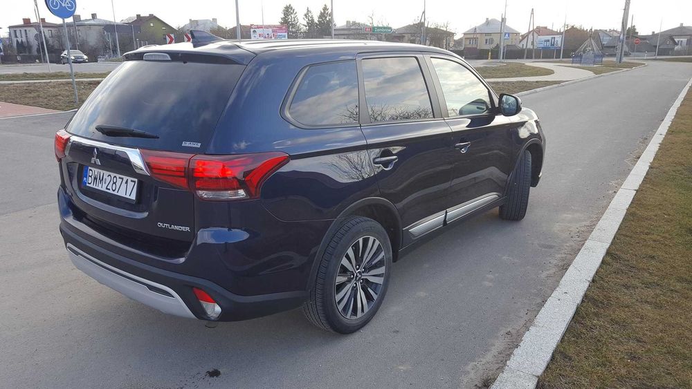 Mitsubishi Outlander III