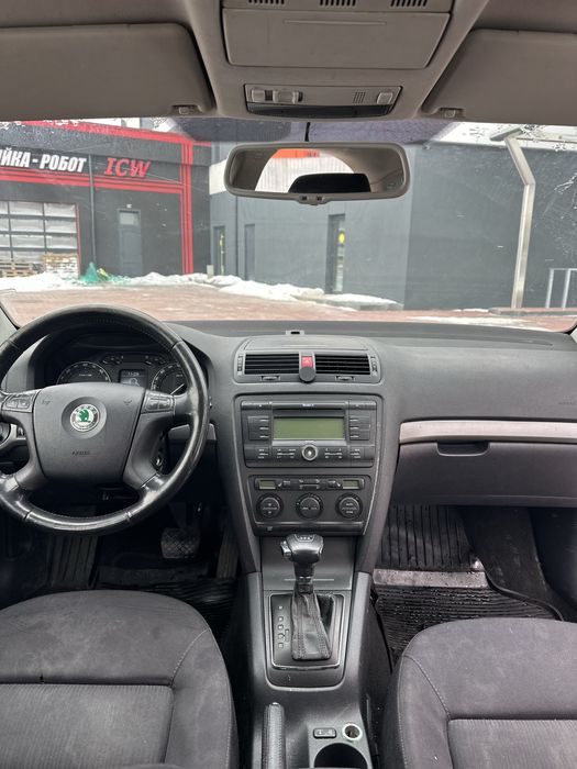 Продам шкода а5 2006р 2.0 диз автомат НЕРОЗМИТНЕНА