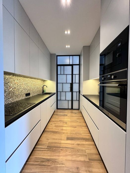 Сдам 4 ком квартиру ЖК Виктори холл Победа Прибрежный сквер