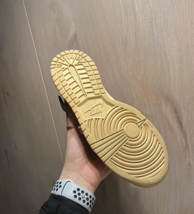 Nike damskie/dzieciwce nowe