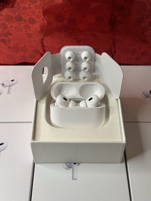 Навушники Apple Airpods Pro 2 з шумоподавленням