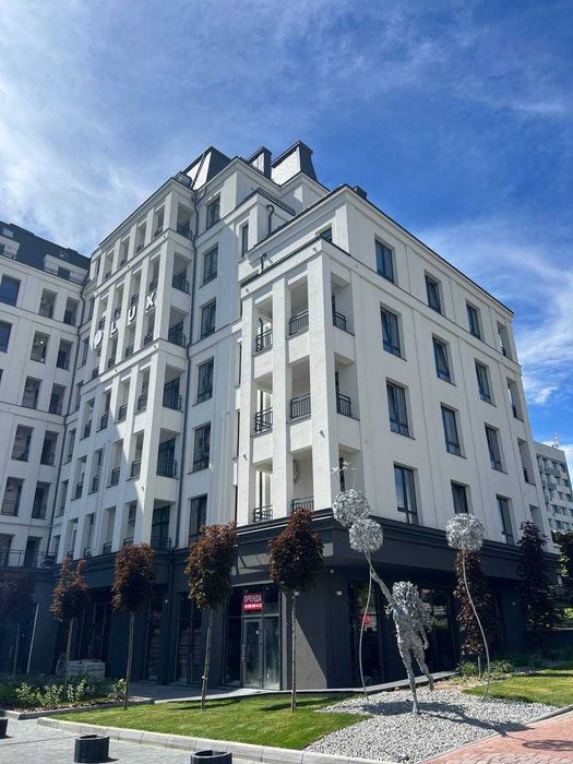 Комерційні приміщення у центрі міста!