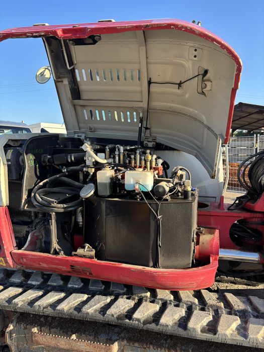 Giratoria Takeuchi TB285