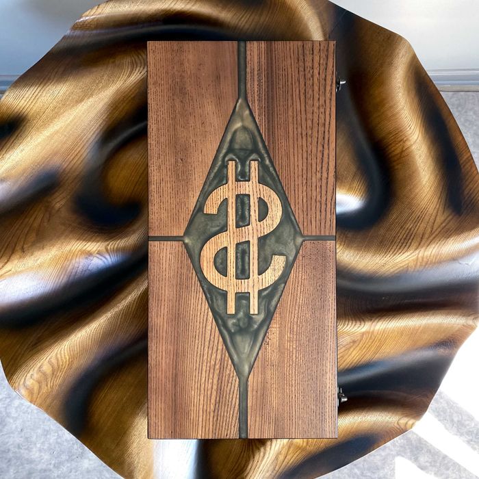 Дерев’яні Нарди зі смолою й символом долара від Виробника на ПОДАРУНОК