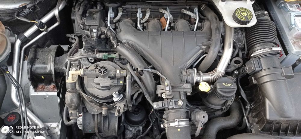 Silnik kompletny RHR 2.0 HDI silnik kompletny 2.0 tdci ford