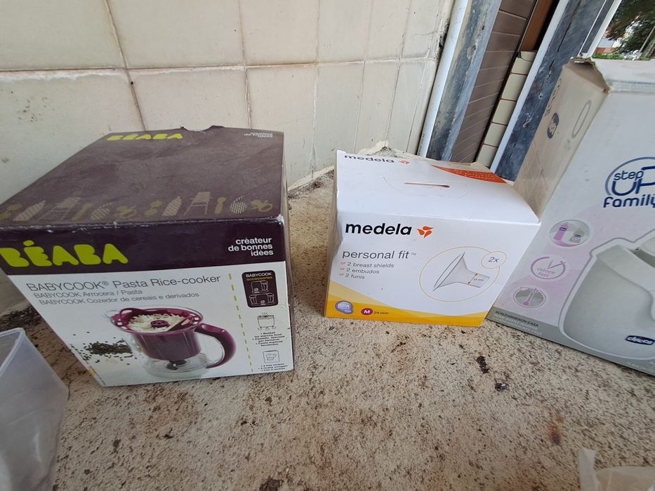 Lote de artigos para bébé