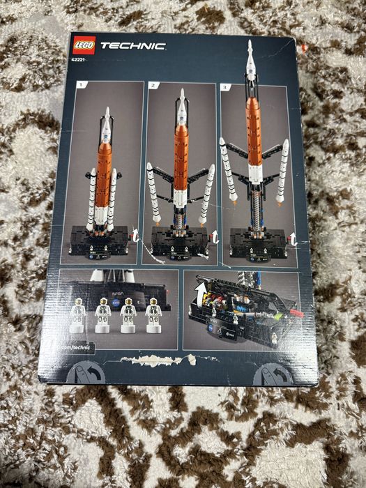 Lego Technic 42221 Nasa Artemis Space Launch System Rocket
