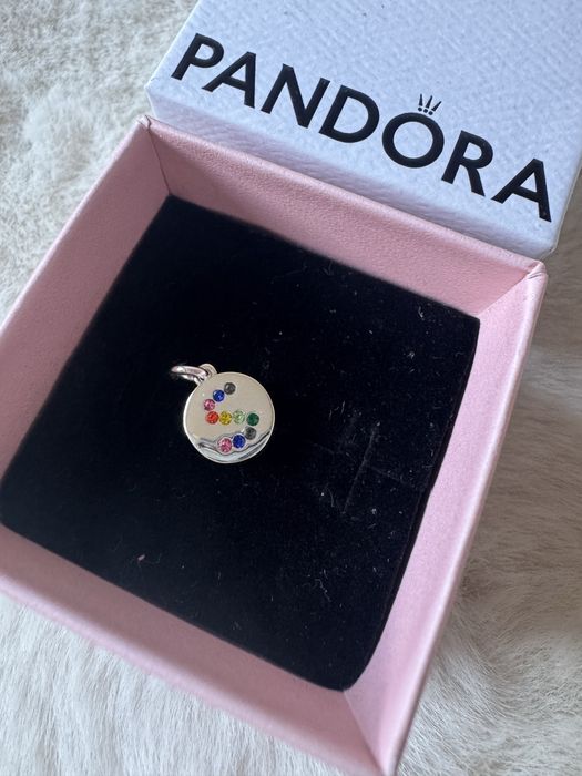 Pandora pingente letra S