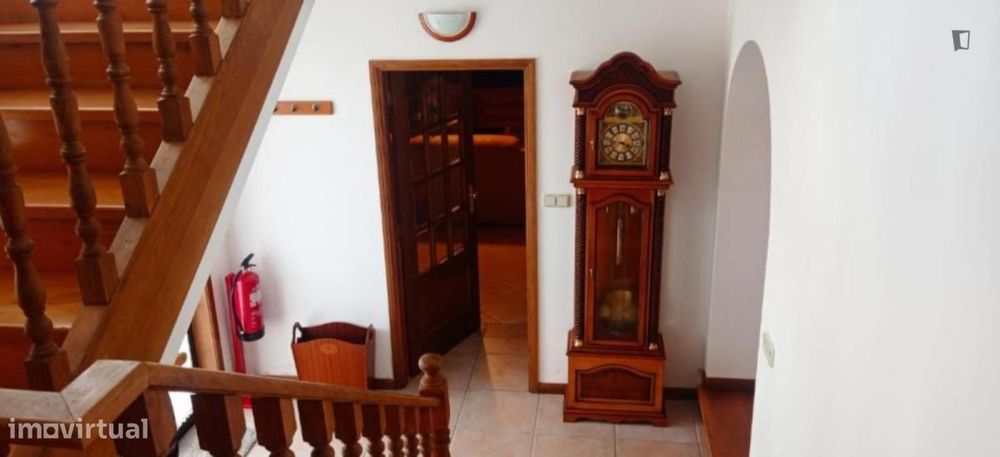 Casa com 3 quartos - localizado em Braganca