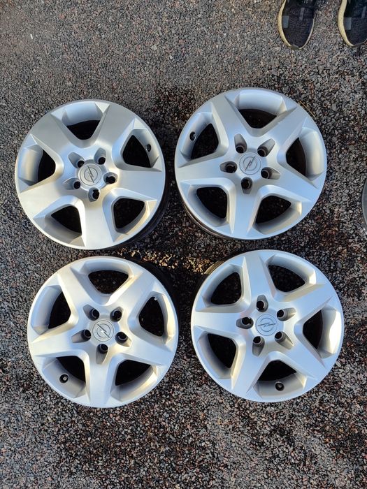 Диски R-16. 5×110. J-6.5. ET-39 Dia-65.1