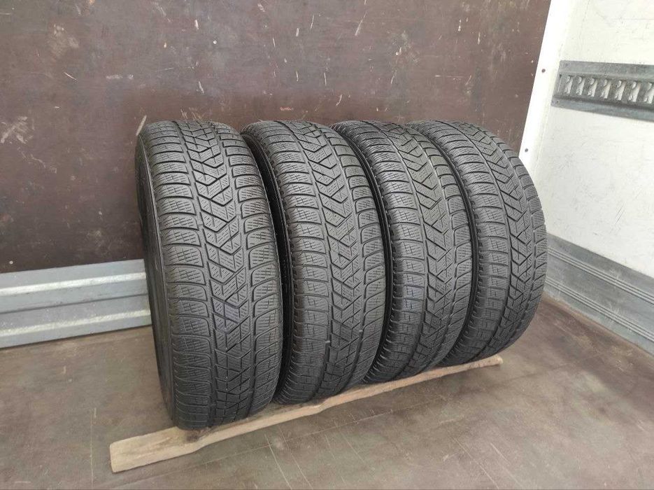 Pirelli Scorpion Winter 215/65r17 5,5мм, ЗИМА. Привезены из Германии