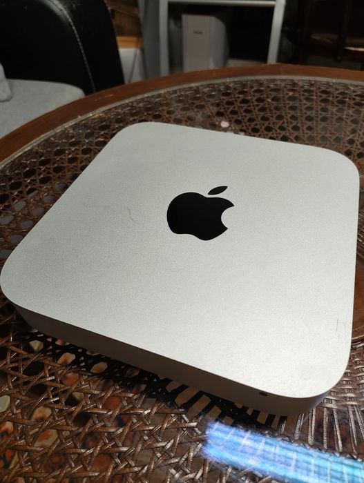 Apple Mac mini Late 2014 i5 2.6 GHz / 8 GB RAM / 1 TB Fusion Drive / macOS Monterey