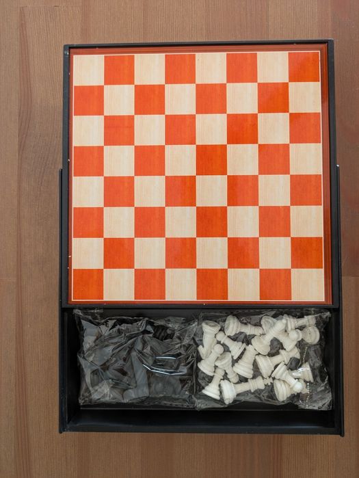 2-in-1 Board Game: Chess + Ludo64552895809667122