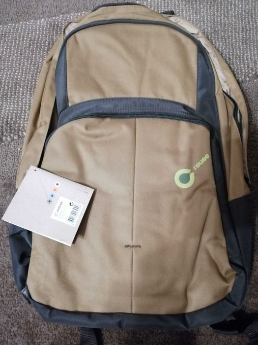 Mochila/Pasta castanha marca Ambar