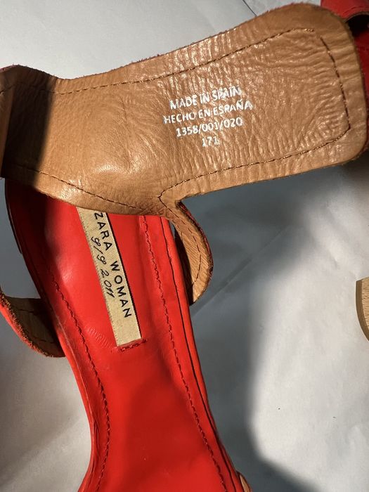 Шкіряні босоніжки Zara на деревʼяній підошві