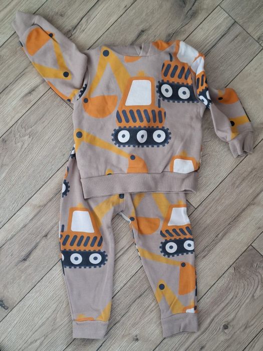 Ubranka Next, 5-10-15