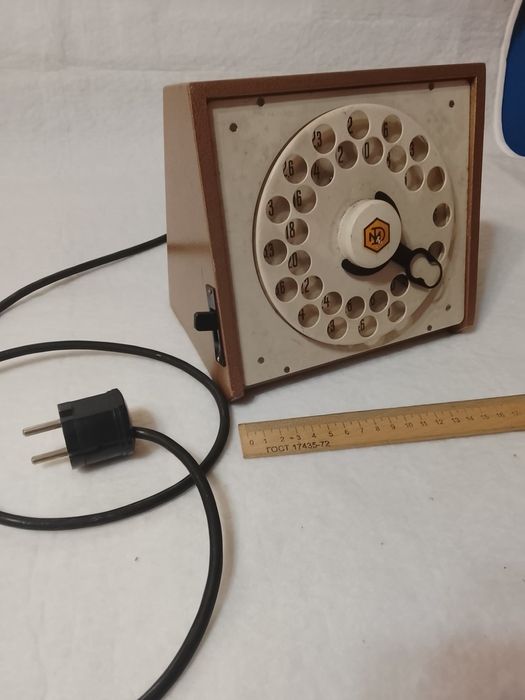 Антикварные настольные часы экспонометр. Германия. Рабочие