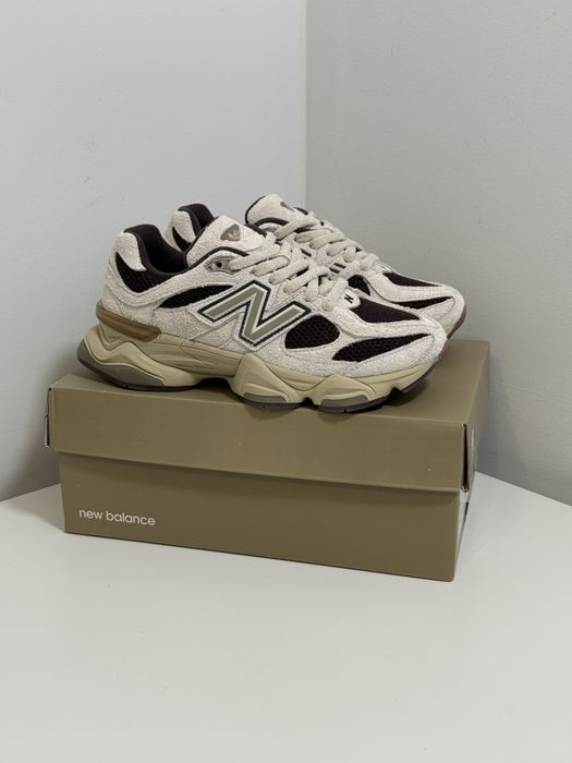 New Balance 9060 krem rozmiar 40