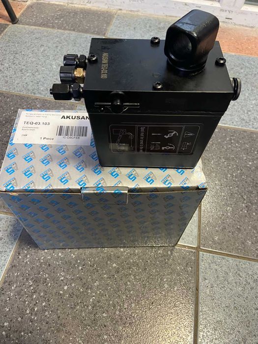 Насос підйому кабіни Daf