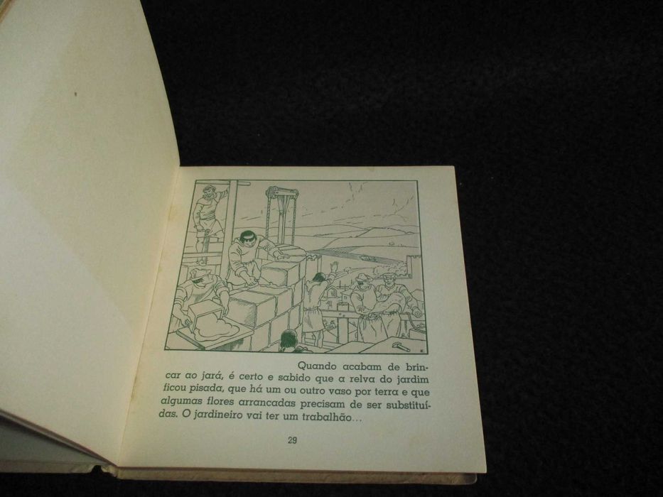 Livro Historiazinha de Portugal Adolfo Simões Müller 2ª edição Raro