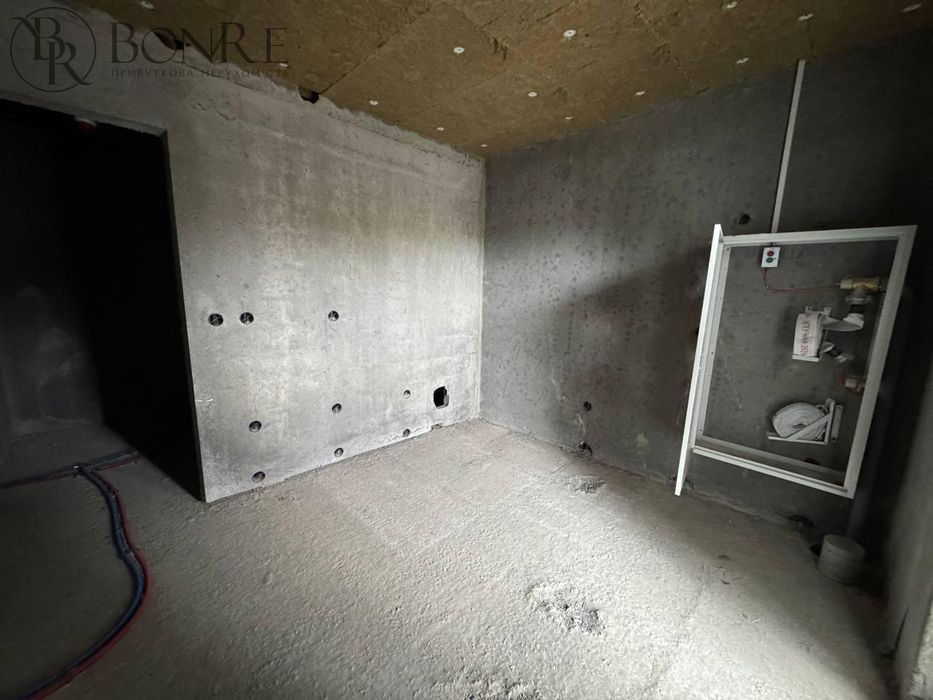 Оренда, Фасад, Торгове, ЖК Навігатор-2, 41,3м2. БЕЗ%