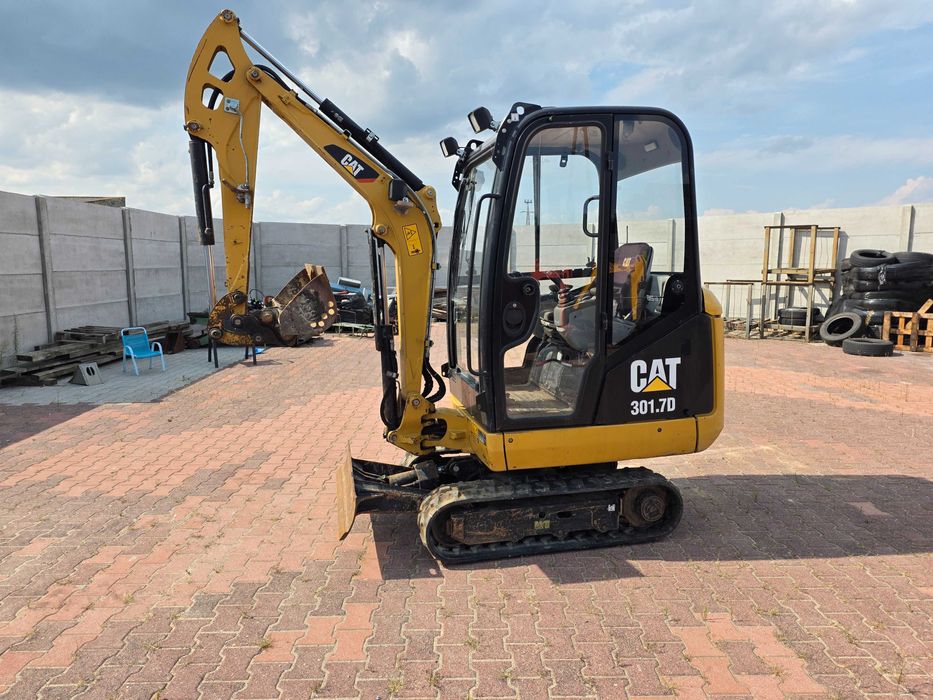 koparka minikoparka mini koparka caterpillar 301.7 cat jcb volvo