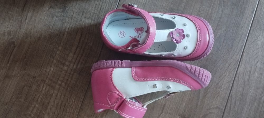 Buciki dla dziewczynki