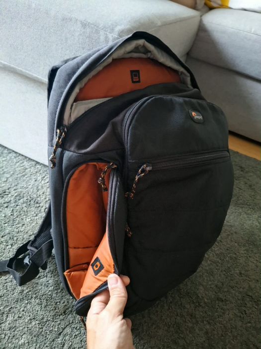 Mochila Fotográfica Lowepro CompuDay Photo 250 – 35€
