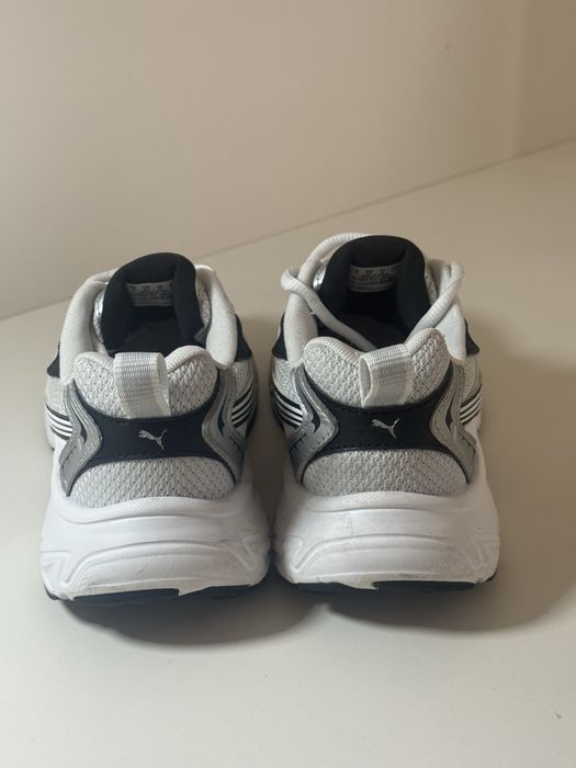 Кросівки Puma Morphic Sneakers