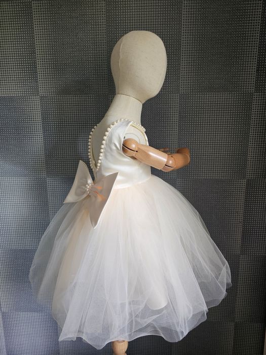 Дитяча дуже гарна пишна рожева молочна сукня 9м рочок 1 рік 2 3 4 5 6