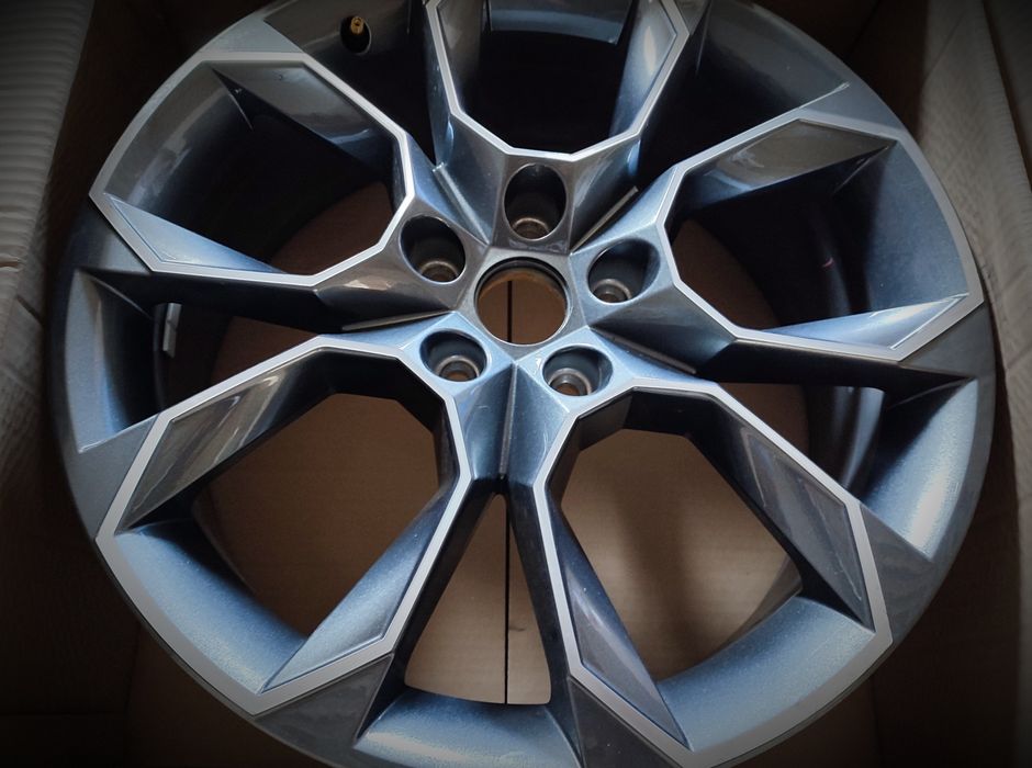 Jantes 5x112 R19 Xtreme - Skoda Octavia RS - NOVAS - Original