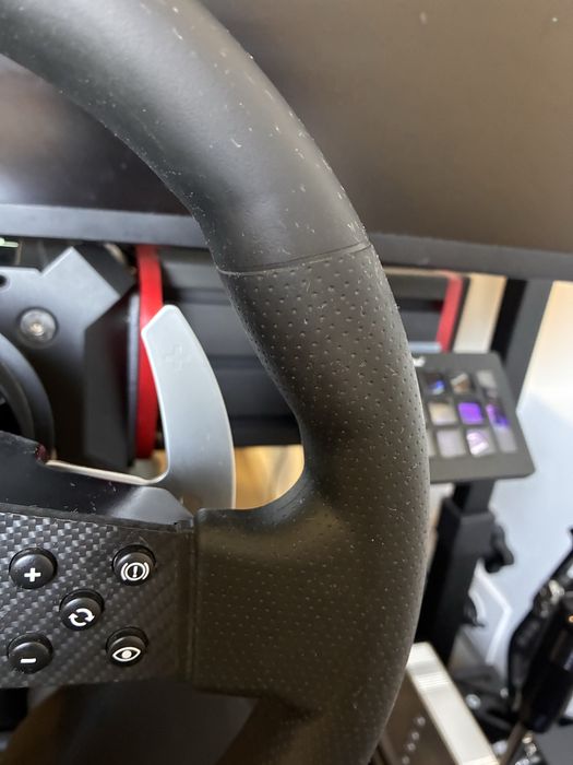 Fanatec P1 V2 com QR2  em caixa como novo