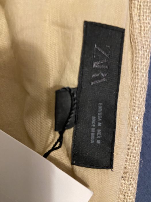 Mala clutch rafia com caranguejo - ZARA