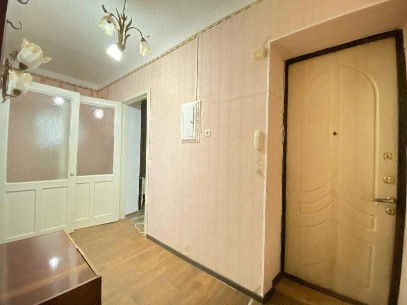 Продам  2х  комнатную квартиру  54  кв.м. Дворец Спорта, Новые Дома