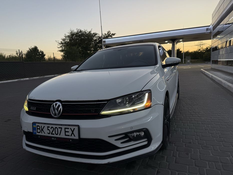 Volkswagen GLI Jetta 2016 2.0