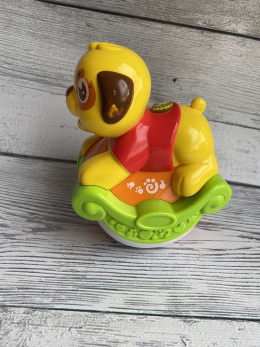 Музыкальная собачка неваляшка Huile Toys