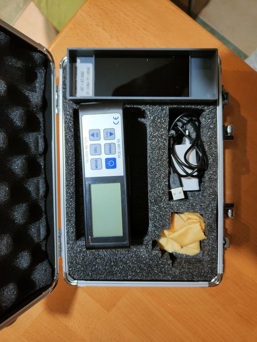 Miernik połysku PCE-GM 55